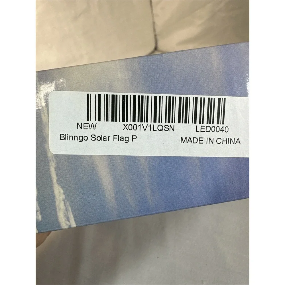 Solar Powered Flag Pole Light  LED Auto Active  Bright  Waterproof Two Settings.